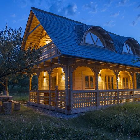 Magnolia Resort Chalets Viseu de Sus Luaran gambar