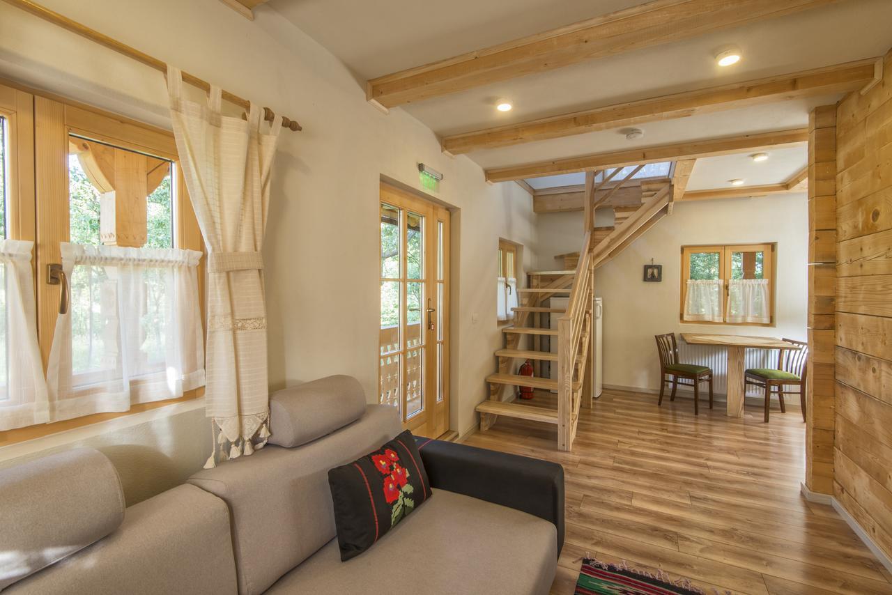Magnolia Resort Chalets Viseu de Sus Luaran gambar